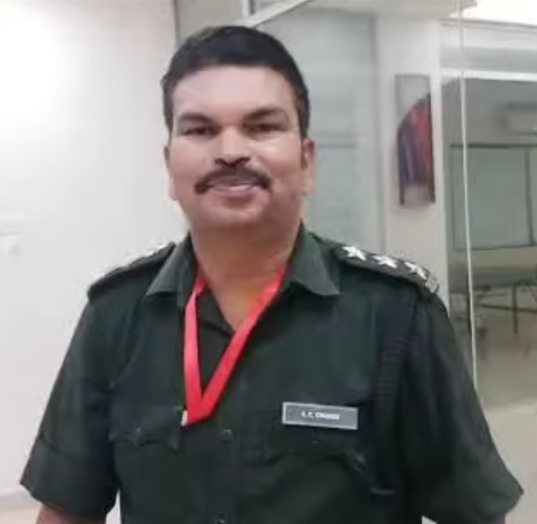 Parent of Vidhi Chaubey